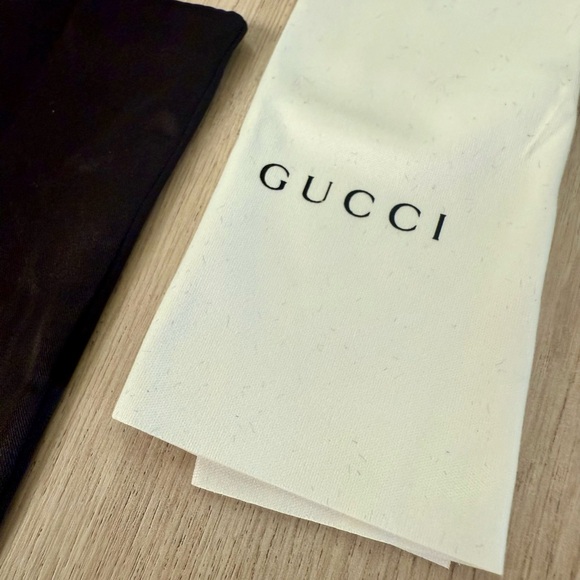 NEW! Gucci Black Velvet Sunglass Case - Picture 6 of 7